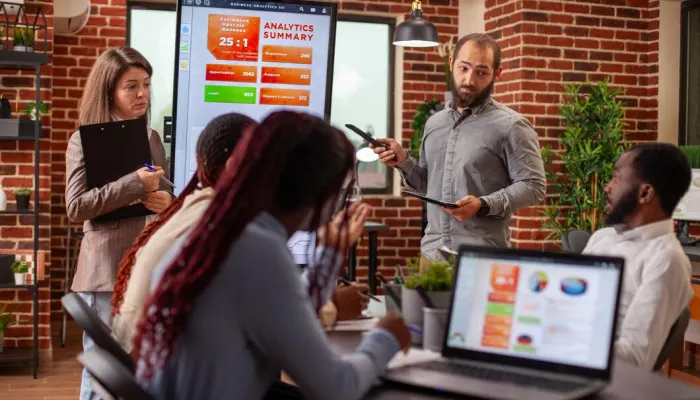 Look for Local SEO and Hyperlocal Targeting Capabilities